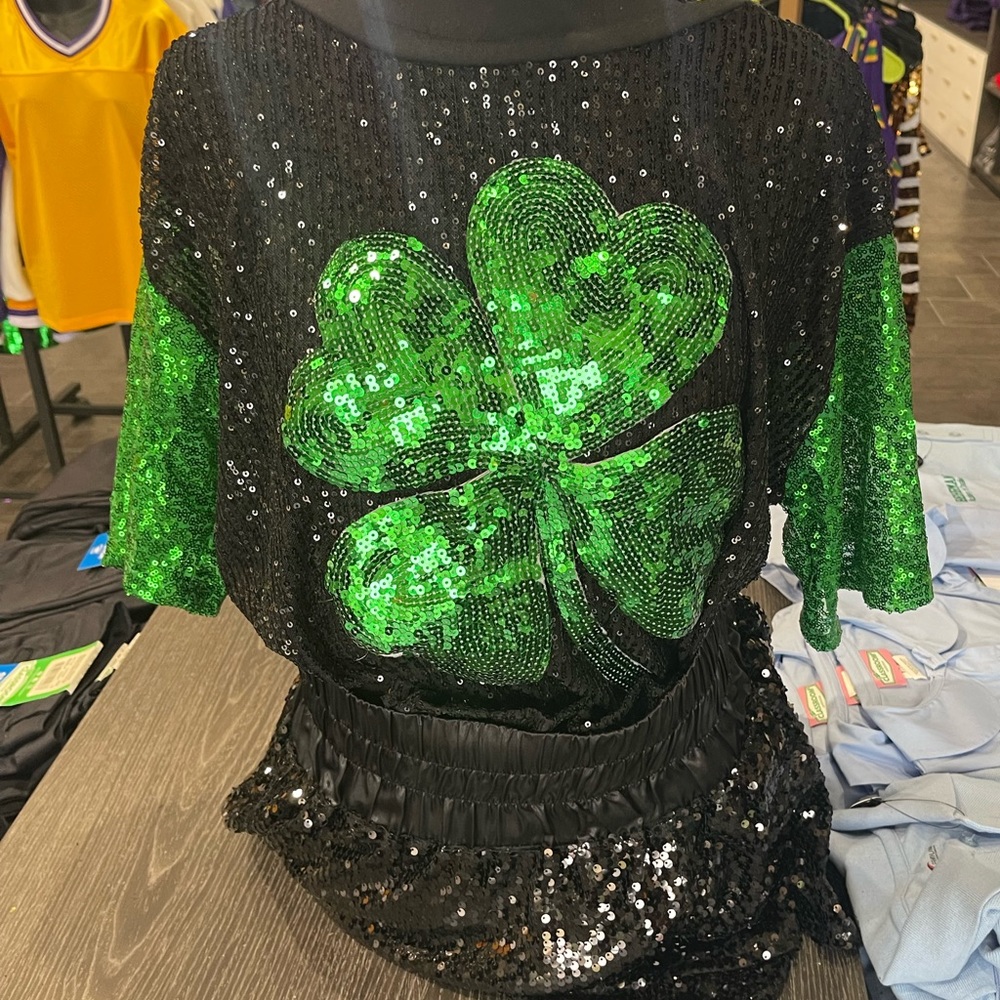 St. Patrick’s Day Sequin 🍀 Too